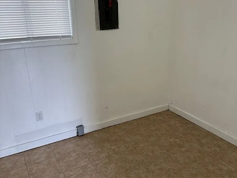 679 Point Brown Ave NW — Photo 12