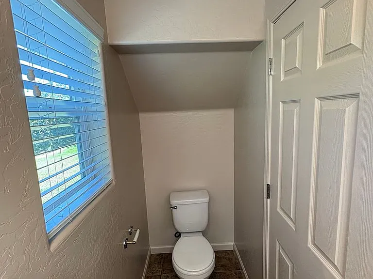 3310 N Tilden Ct — Photo 28