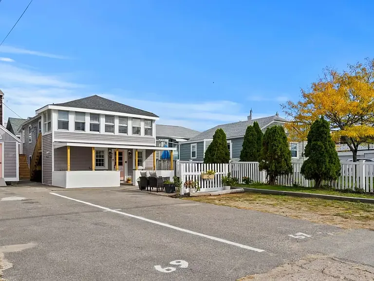 67 Railroad Ave — Photo 34