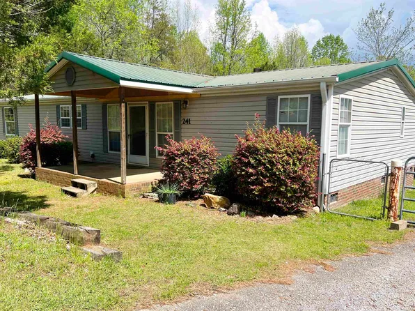 241 Tabor Woods Rd, Pickens, SC 29671