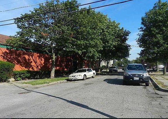 2nd image of 6315 S Washtenaw Ave