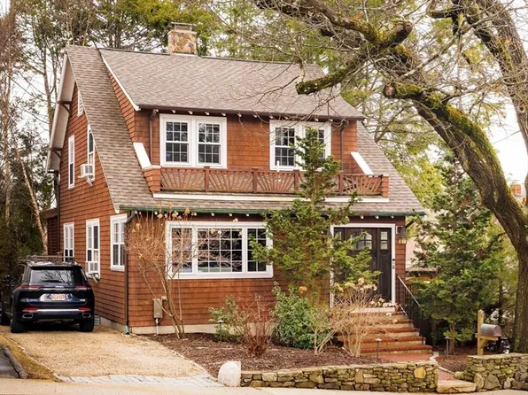 9 Eastern Ave, Arlington, MA 02476