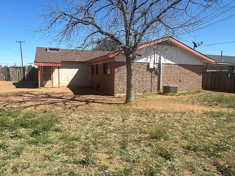 1837 Beckwood Pl — Photo 2