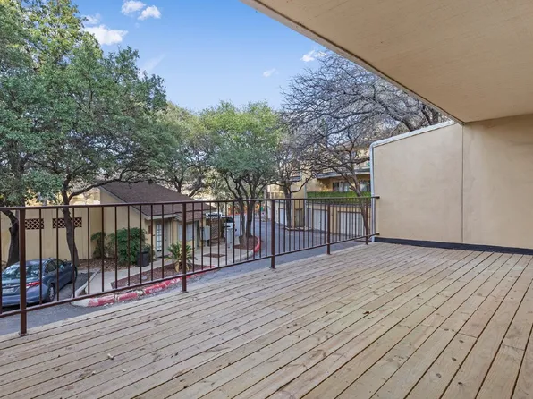 8642 Fredericksburg Rd APT 405, San Antonio, TX 78240