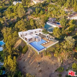 1000 N Bundy Dr, Los Angeles, CA, 90049