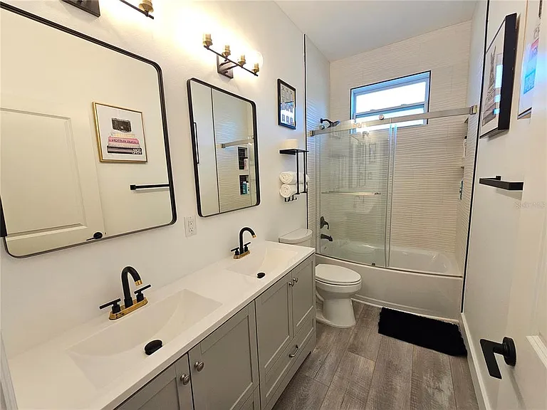 2075 Jewell Ave — Photo 23