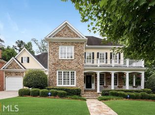 972 Moores Walk Ln, Suwanee, GA 30024