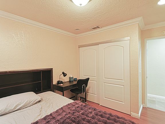 2nd image of 119 S Jeanine Way