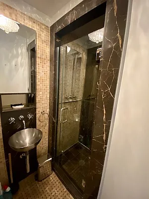 Rented by Sumitomo Real Estate Sales | media 17