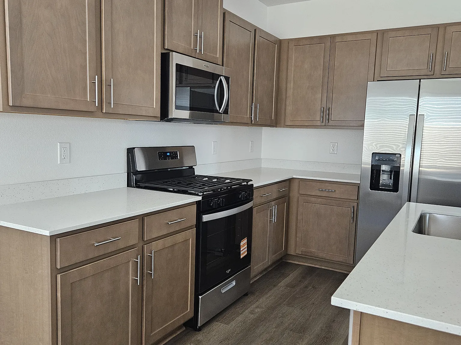4 bed, 1865 sqft, $2,750 — Photo 3