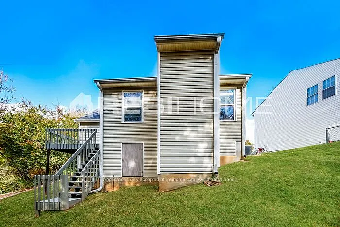 2406 Iron Horse Dr — Photo 19