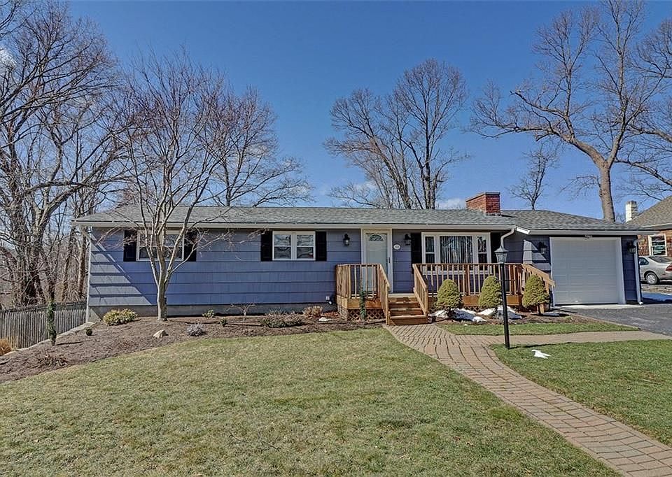 1st image of 165 Wriston Ave