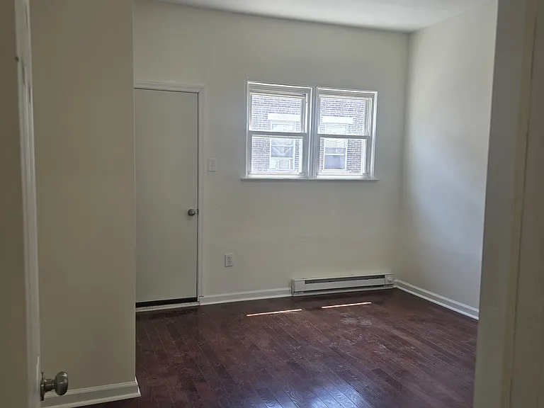 1708 Mifflin St #2 — Photo 33
