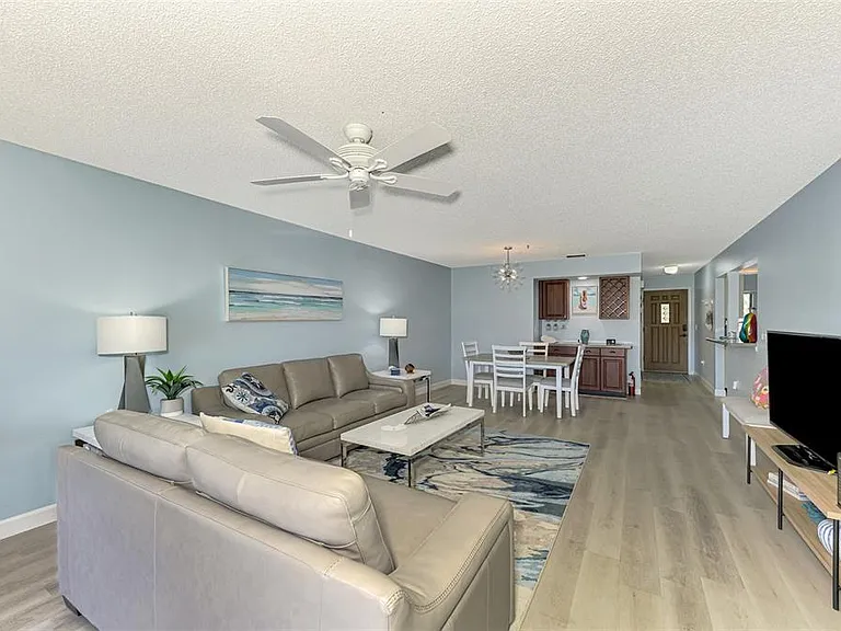 5761 Avista Dr #5761 — Photo 21