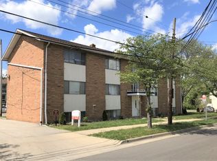 526 Zahn Dr, Akron, OH 44313