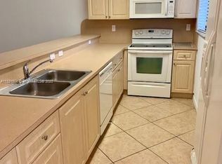 22911 SW 88th Pl UNIT 11-21, Cutler Bay, FL 33190