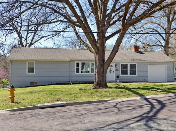 7701 W 54th Ter, Overland Park, KS 66202