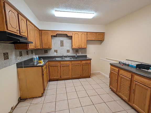 5th image of 5587 McWaine Dr