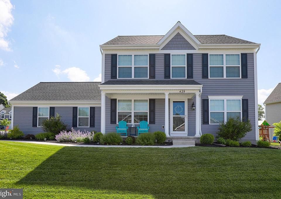 1st image of 429 Joy Cir