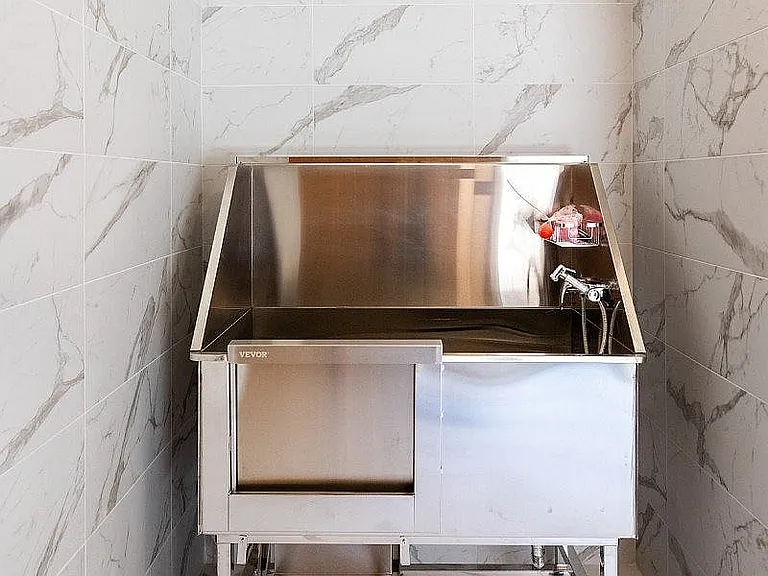Utility sink