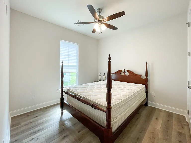 230 Alpine Dr — Photo 9