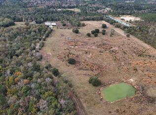 13875 Wolf Ridge Rd, Moss Pt, MS 39562