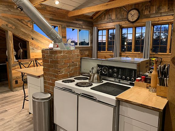 Awesome vintage range!