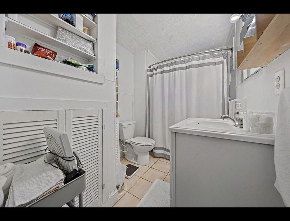 1st image of 50 Hollis St #1