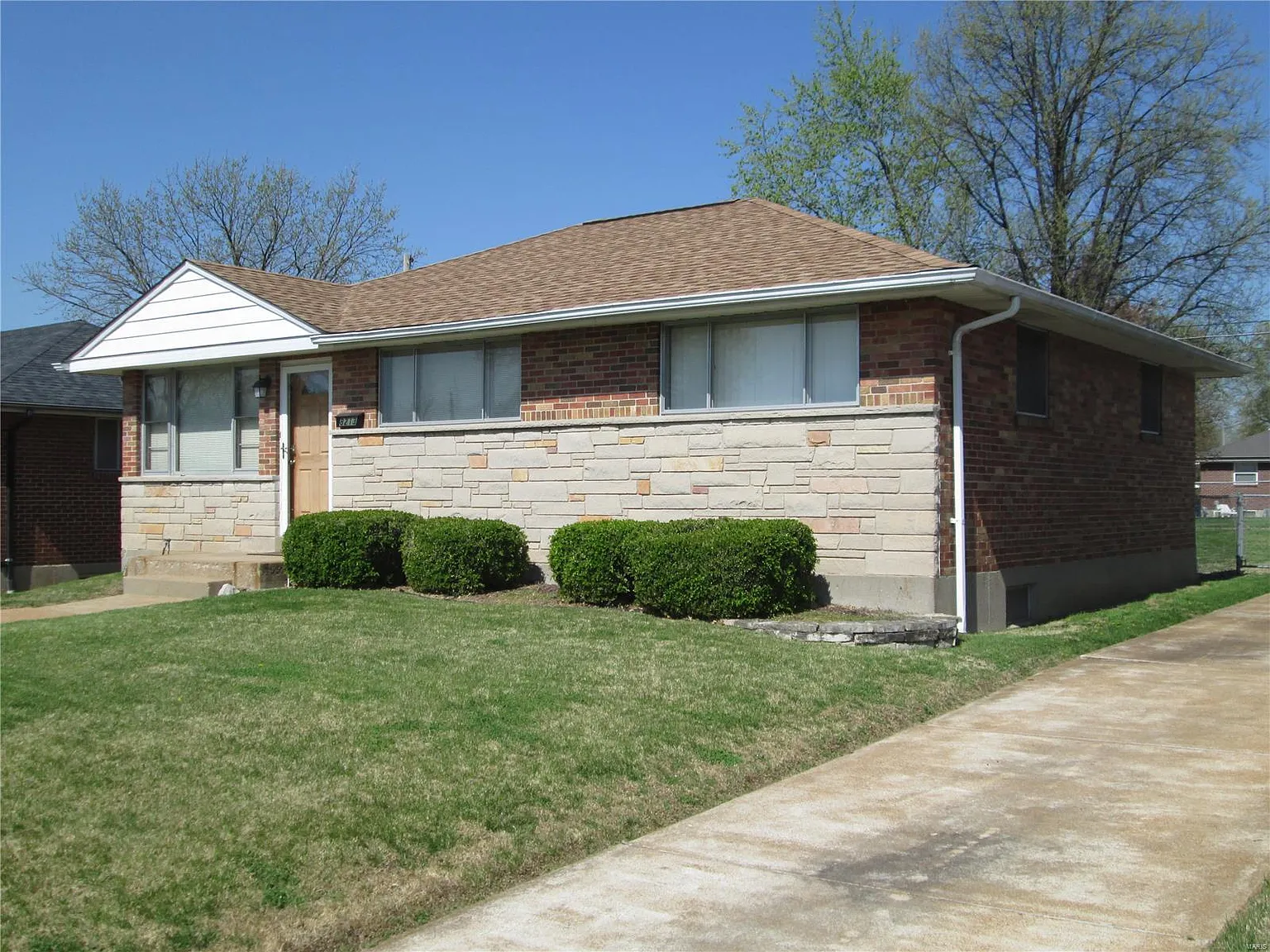 8213 Webmore Dr photo 1