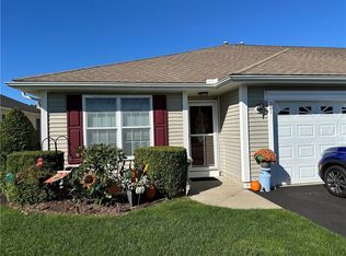 501 Village Green Cir, Coventry, RI 02816