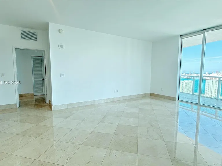 950 Brickell Bay Dr #3411 — Photo 17