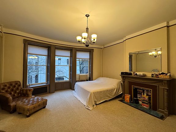 4th image of 26 W 83rd St APT 2A