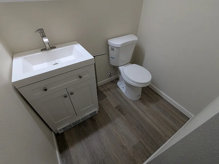 310 E Main St #2 — Photo 8