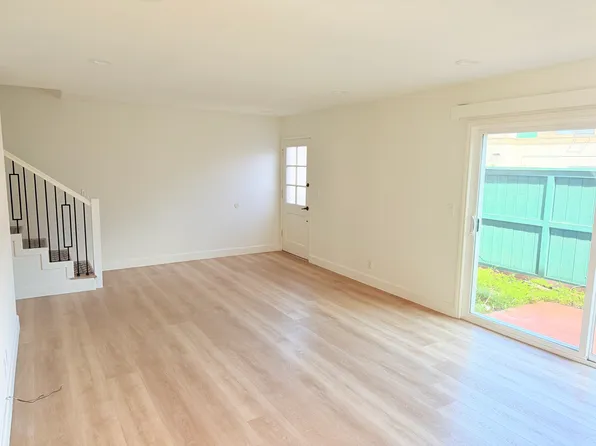8200 Ginnis Grn, Buena Park, CA 90621