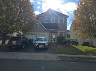 48 Shawnee Trl, Burlington, NJ 08016