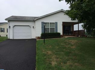 372 Spring Meadow Cir, New Hope, PA 18938