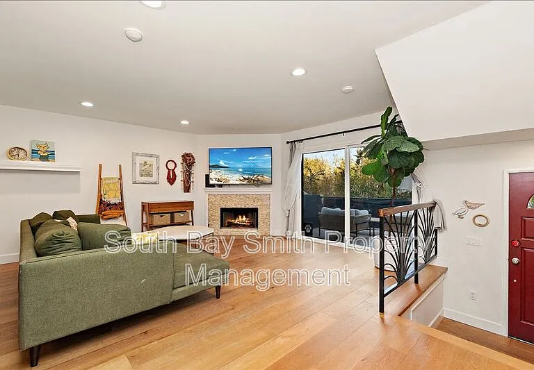 231 N Broadway #2 — Photo 18