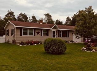 61 Old Colony Rd, Gaylord, MI 49735