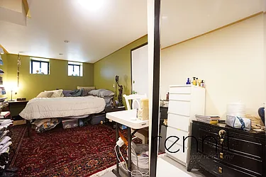 Rented by Rennit Inc.