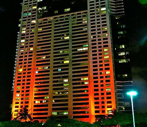 2nd image of 88 Piikoi St APT 1909