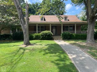4 Donna Lynn Dr, Paragould, AR 72450