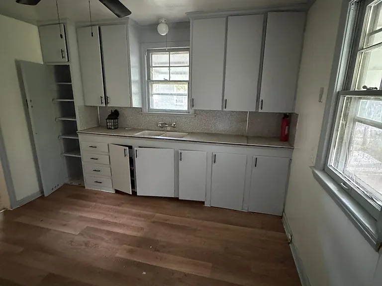 20441 Five Points St — Photo 8
