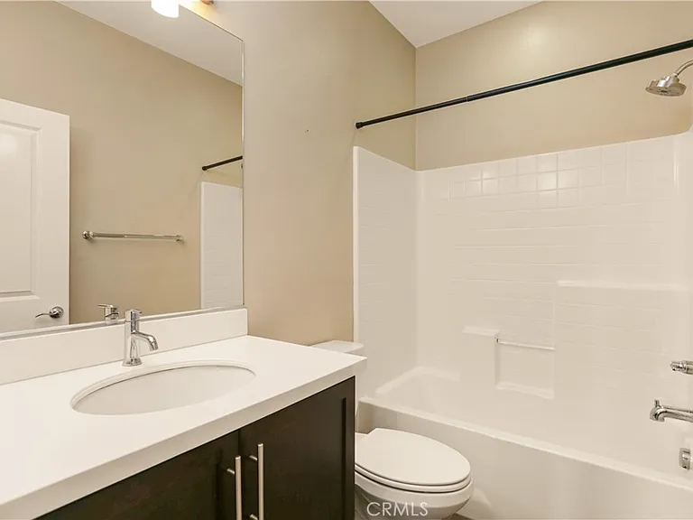 16 Higo St — Photo 12