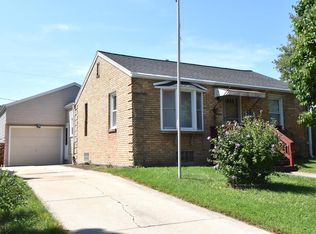 206 Belmont AVENUE, Racine, WI 53405