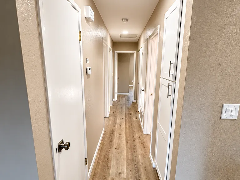 1565 Buttercup Ct — Photo 17