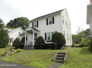 286 6th Ave, Troy, NY 12182