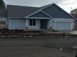 281 E 7th St, Lafayette, OR 97127