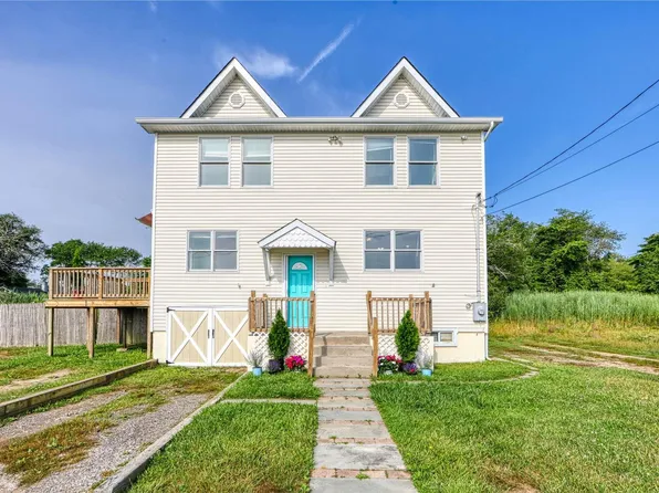 118 Riviera Drive, Mastic Beach, NY 11951