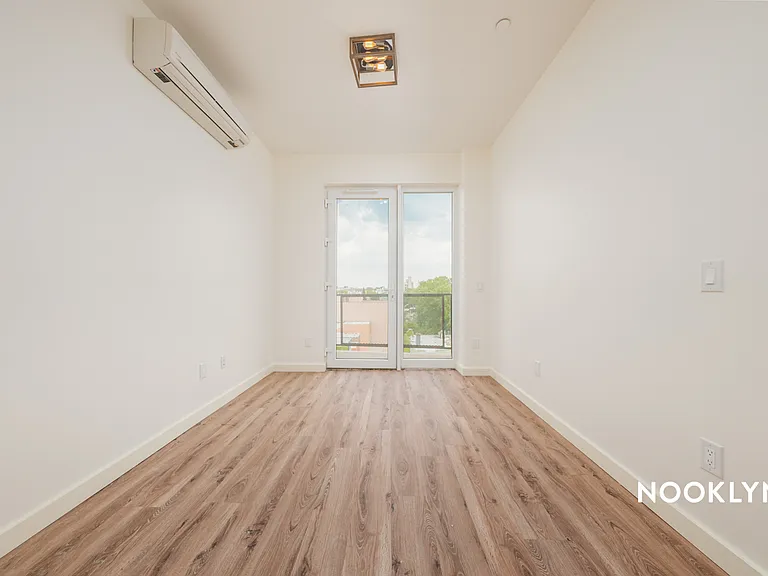 150 Bayard St #5C — Photo 3