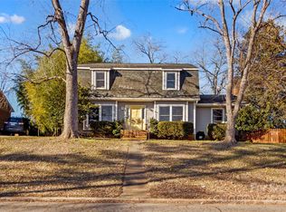 2515 Cliffside Dr, Statesville, NC 28625